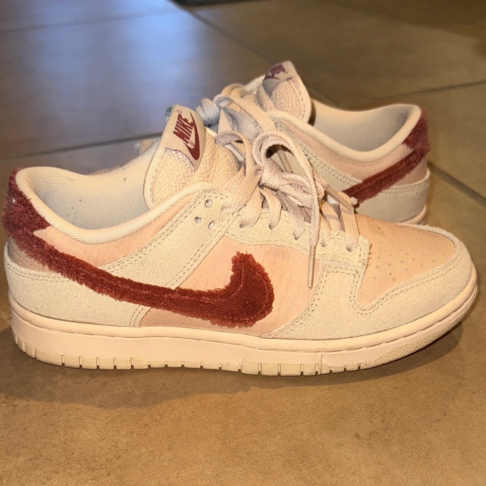 Nike W6.5 Sneakers - Terry Swoosh Cream and Burgundy